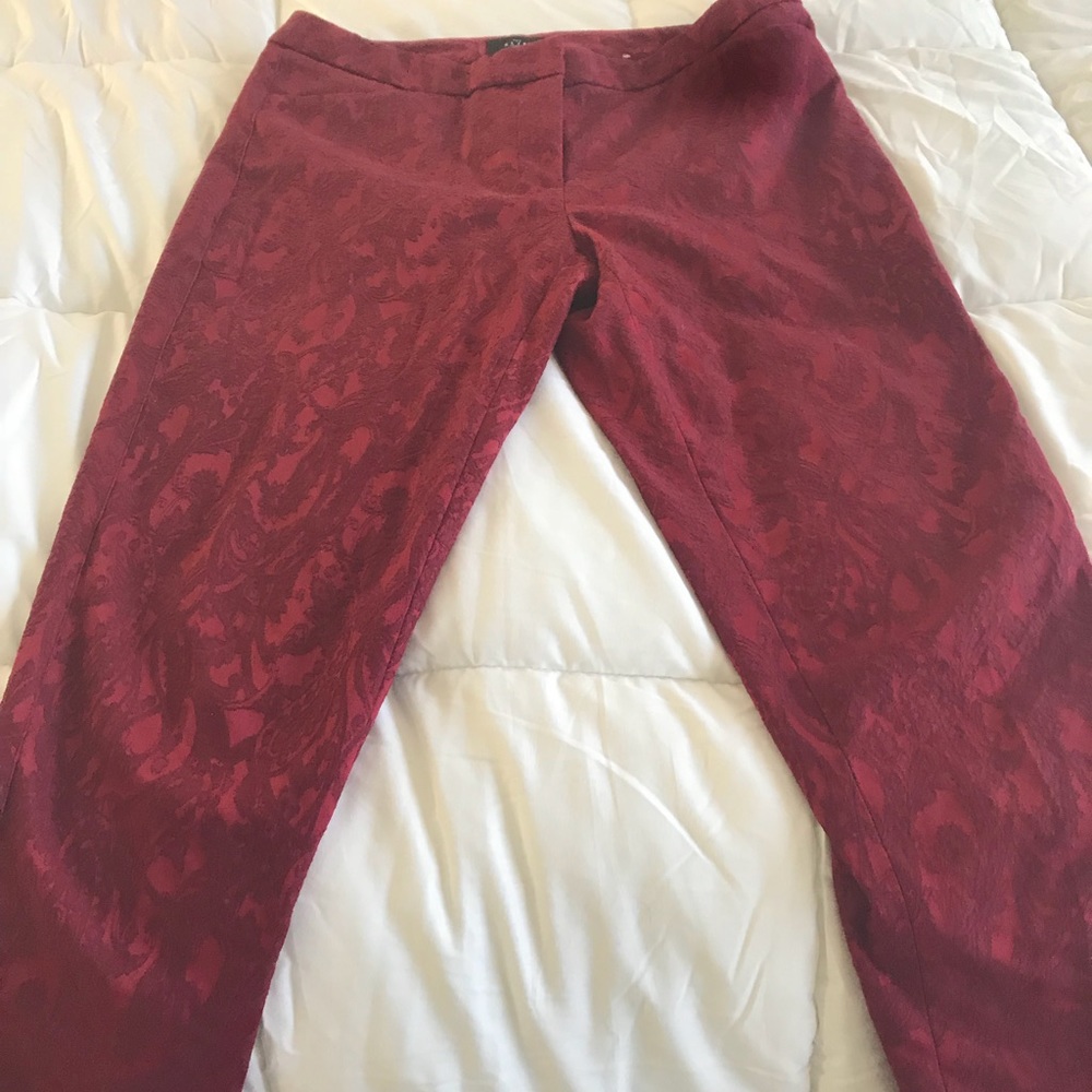 White House black market cropped pants